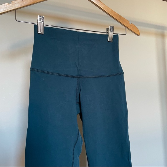 Lululemon Wonder Under (Ultra High Rise) Tight in Capri Blue - Picture 1 of 4